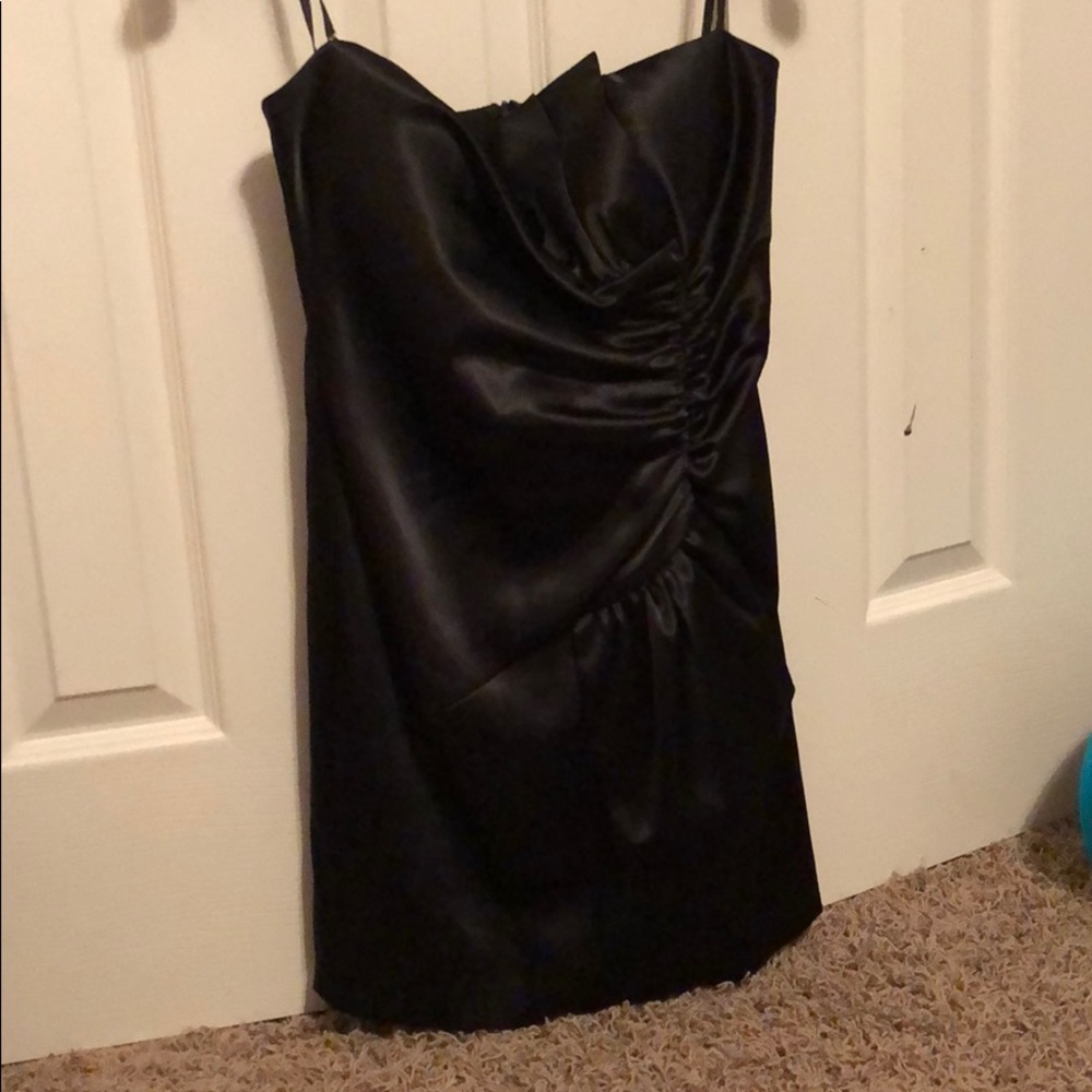 Black dress - Picture 1 of 1
